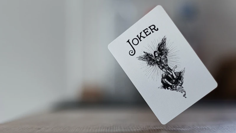 Cách chơi Joker trong một số game bài phổ biến
